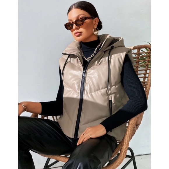 NEW women’s Leather oversized puffer leather vest hood SM / M - Picture 13 of 14